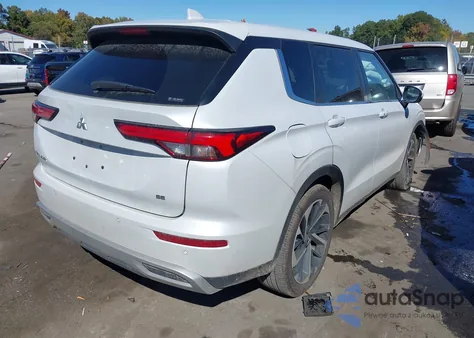 2024 Mitsubishi Outlander Se 2.5 /Se Black Edition /Se Black Edition W/Pano Roof /Se Ralliart from USA, damaged, VIN JA4J4VA82RZ026354